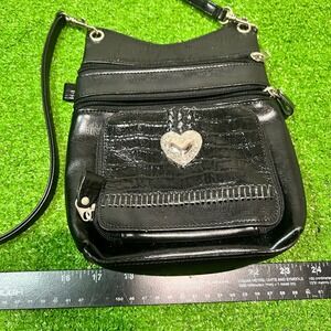 Vintage Women's Western Purse EUC black Satchel Faux Gator Heart Buckle‎ 90s